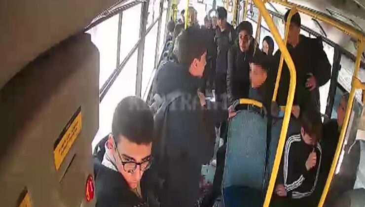 Kocaeli’de çıkan kavgada 2 lise öğrencisi birbirini bıçakladı