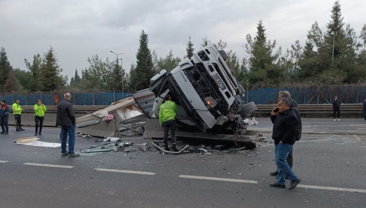 Kocaeli’de korkutan tır kazası