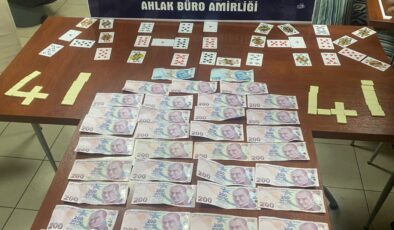 Kocaeli’de kumar oynayanlara 55 bin 482 TL ceza