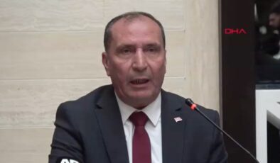 Konya’da YRP’li 2 ilçe belediye başkanı istifa etti