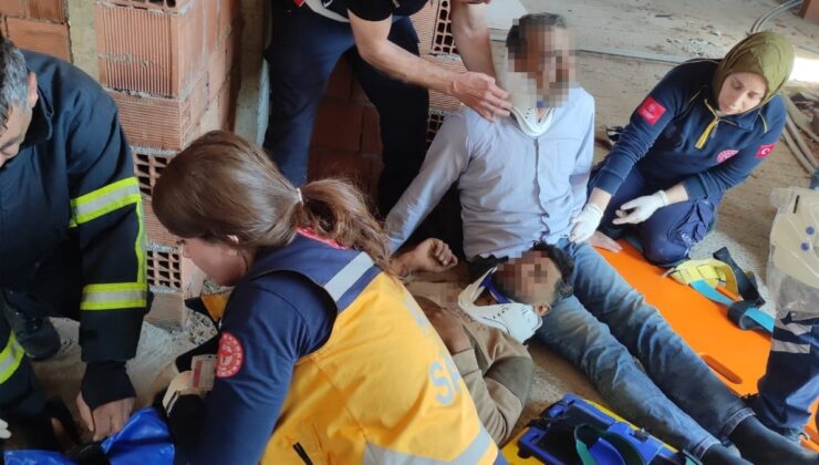 Mardin’de cami inşaatının iskelesi çöktü: 2 ağır yaralı