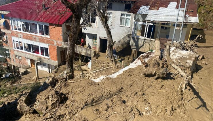 Rize’deki heyelanda tahliye edilen ev sayısı 16’ya çıktı