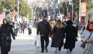Sakarya’da çarşı ve pazarlarda Ramazan yoğunluğu