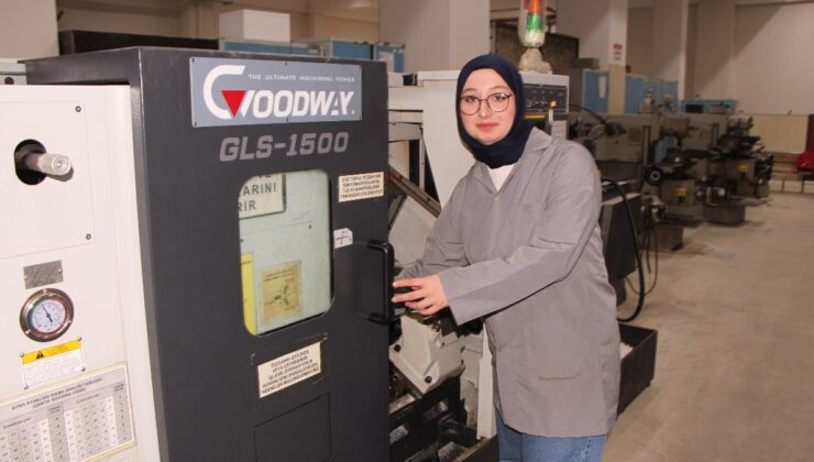 Samsun’da makine bölümünün tek kız öğrencisi Nisa Nur’un hayali mühendis olmak