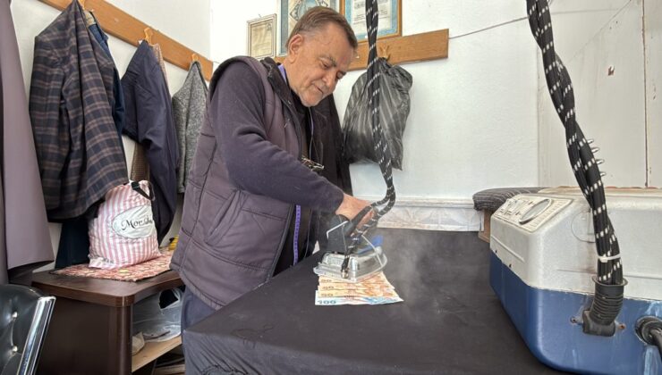 Tokat’ta 47 yıllık terzi aldığı ve verdiği tüm paraları ütülüyor