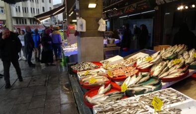 Trabzon’da balık tezgahları eski görüntüsünden uzak kaldı