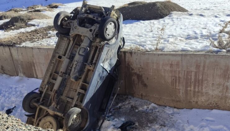 Van’da minibüs devrildi: 6 yaralı