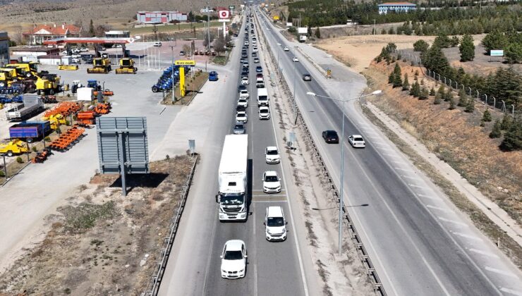 43 ilin geçiş güzergahında bayram denetimleri sürüyor