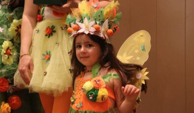 Adana’da 13. Uluslararası Portakal Çiçeği Karnaval’ı başladı