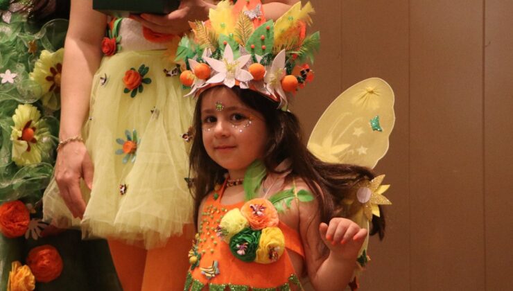 Adana’da 13. Uluslararası Portakal Çiçeği Karnaval’ı başladı