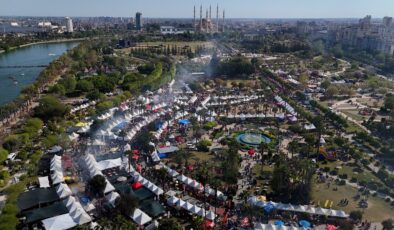 Adana’da festival bitti, hijyenden uzak işletmelere ceza kesildi