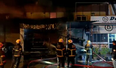 Adana’da kadın esnafın iş yerini benzin döküp yaktılar