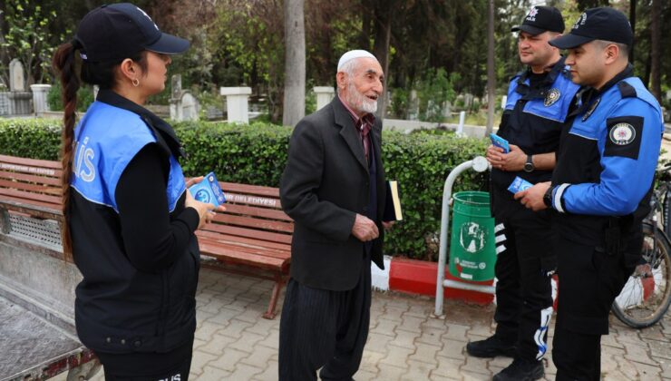 Adana’da polis ekipleri mezarlıklarda sahte hoca denetimi yaptı