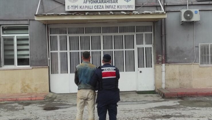 Afyonkarahisar’da dolandırıcılıktan arana şahıs yakalandı