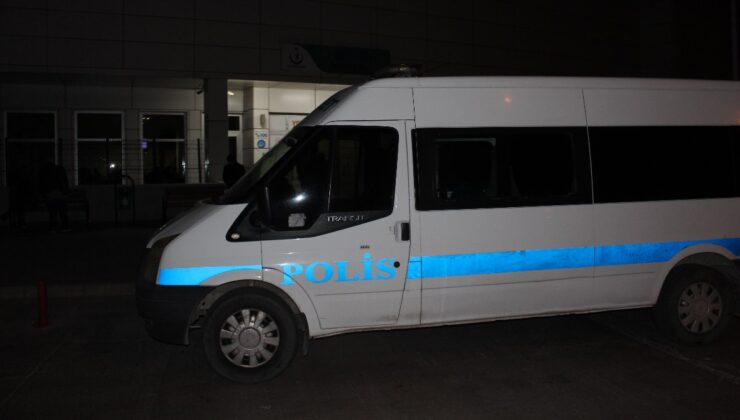 Aksaray’da küfürleşme kavgasında 2 kişi yaralandı