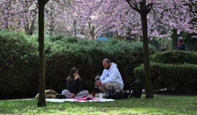 Ankara’da güneşli bayram: Vatandaşlara parklara akın etti