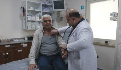 Antalya’da acil servisteki hastanın kalbi 12 kez durdu