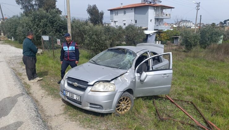 Antalya’da aşırı hız yapılan araç takla attı: Yolcu camdan fırladı