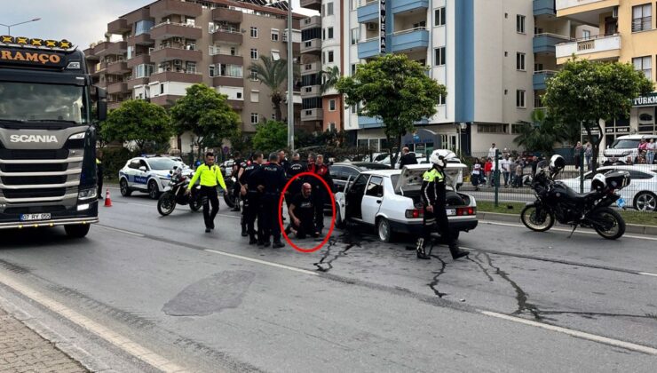Antalya’da dur ihtarına uymayan alkollü sürücü kaza yaptı