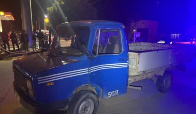 Antalya’da motosiklet kamyonetle çarpıştı: 1 ölü