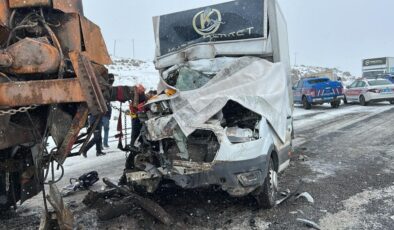 Ardahan’da trafik kazası: 1 ölü