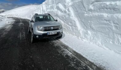 Ardanuç-Ardahan yolu 4.5 ay sonra kardan temizlendi