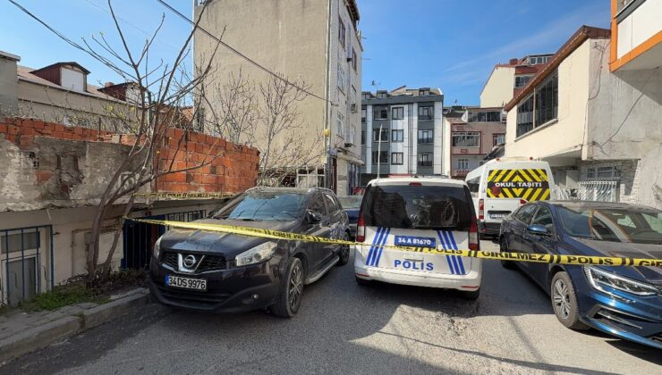 Arnavutköy’de tartıştığı arkadaşını öldürüp çayırlık alana attı