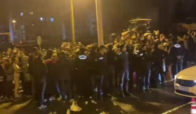 Bingöl’de yolun karşısına geçerken araba çarptı