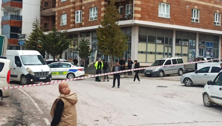 Bitlis’te temel kazısı sırasında doğalgaz borusu delindi