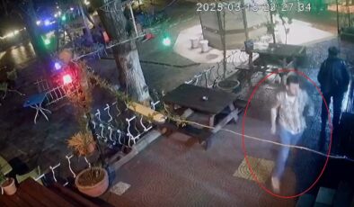 Bursa’da husumetlisini göğsünden tüfekle vurdu