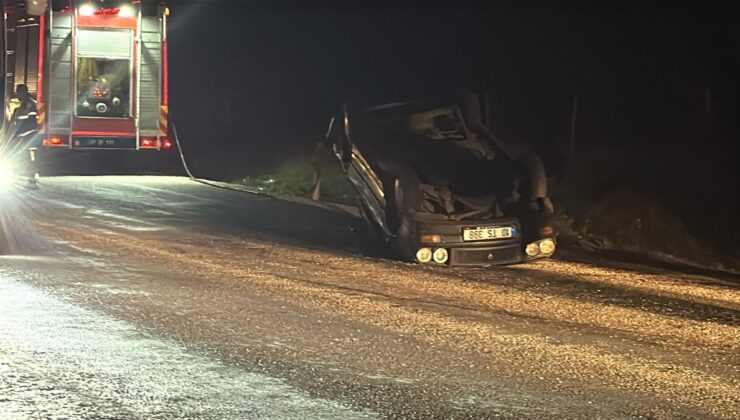 Çanakkale’de 2 otomobil çarpıştı