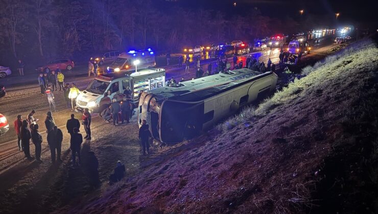 Çankırı’da işçileri taşıyan otobüs devrildi: 23 yaralı
