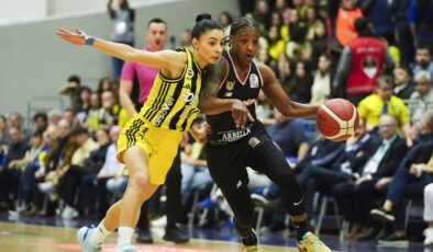 ÇBK Mersin’i yenen Fenerbahçe, seriyi 2-0’a getirdi