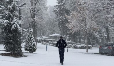 Çorum’un 3 ilçesinde eğitime kar engeli