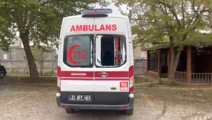 Diyarbakır’da ambulansa 76’ncı kez taşla saldırdı