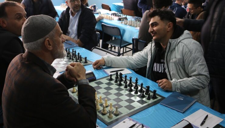 Diyarbakır’da bir ilk: 7’den 70’e satranç turnuvası