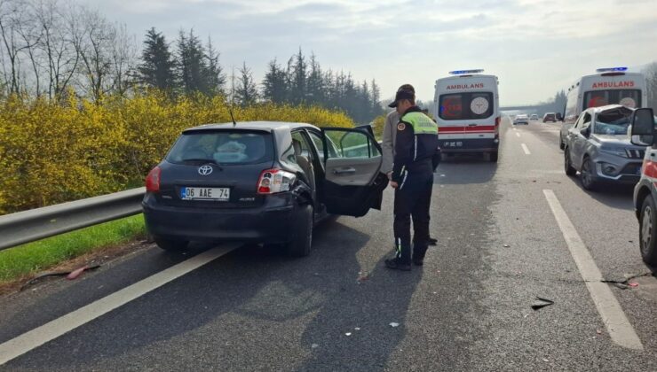 Düzce’de bayram trafiğinde kaza