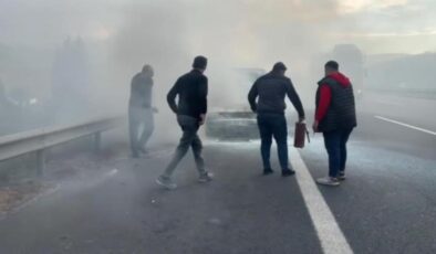 Düzce’de otoyolda yangın: Vatandaşlar ve jandarma söndürdü