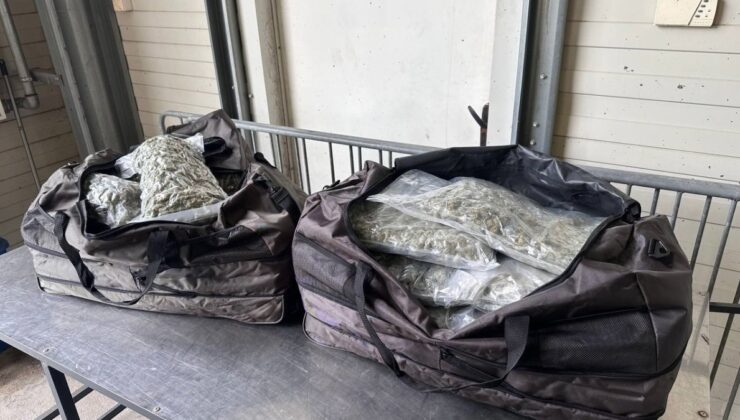 Edirne’de sınır kapısında 23 kilo esrar yakalandı