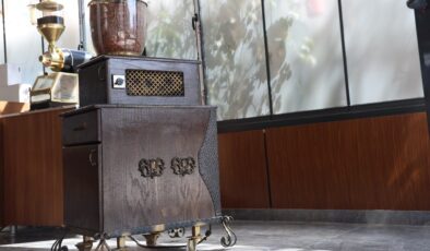 Elazığ’da 100 yıllık kahve makinesi yeniden çalıştırıldı