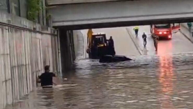Elazığ’da alt geçidi su bastı
