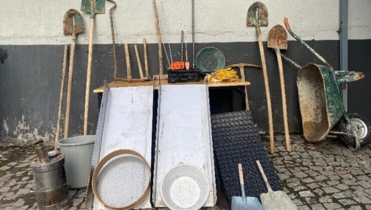 Erzurum’da izinsiz kazı yapan 4 şüpheli yakalandı