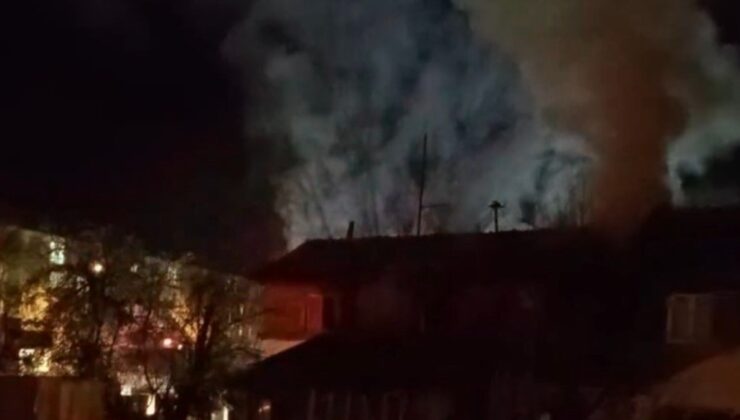 Eskişehir’de iki katlı binada yangın