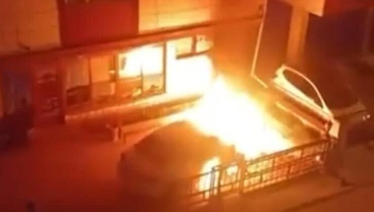 Eskişehir’de park halindeki otomobili kundakladı