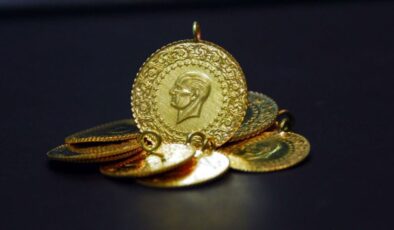 Fed başkanı Powell’ın konuşması sonrası altın fırladı