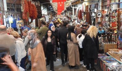 Gaziantep’teki esnafı turist yoğunluğundan çifte bayram yaşadı
