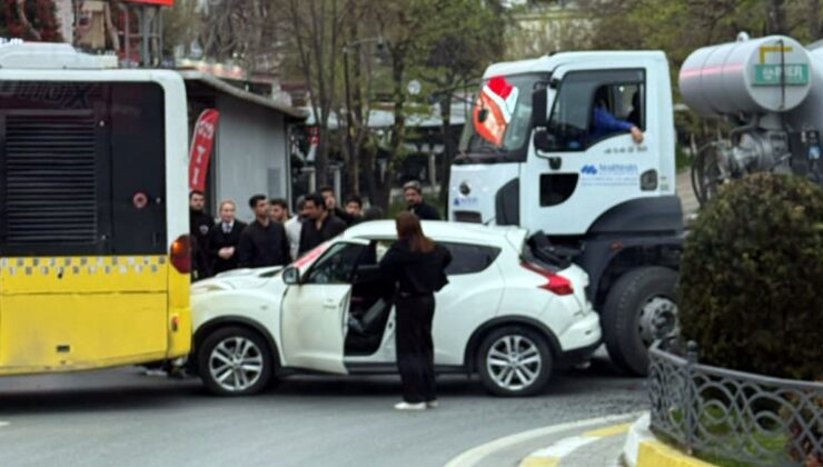 İstanbul’da beton mikseri otomobile çarptı