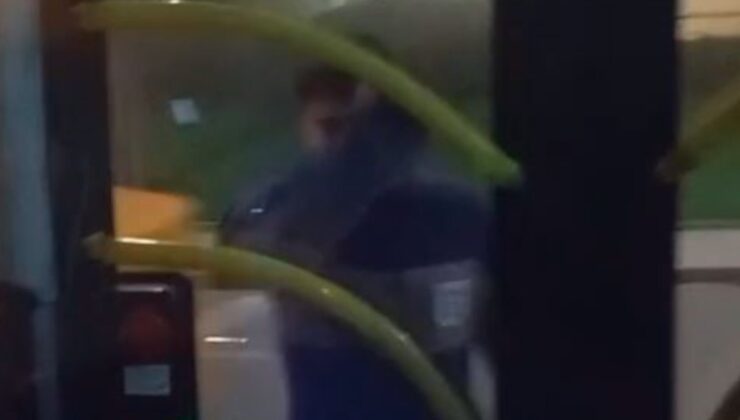 İstanbul’da bir grup genç İETT otobüsüne saldırdı