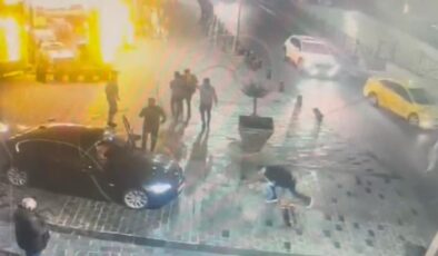 İstanbul’da derbi için toplanan taraftar hızlı araç süren sürücüyü bıçakladı