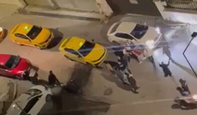 İstanbul’da taksici kavga ettiği öğrencinin yurdunu sopalarla bastı